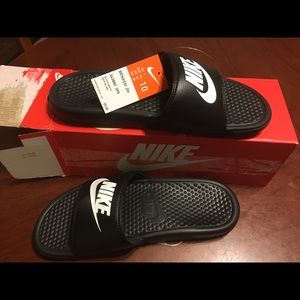 Nike men's sandals